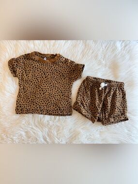 💫4/$25 • Old Navy Brown & Black Leopard-Print Kids 2 Piece Outfit